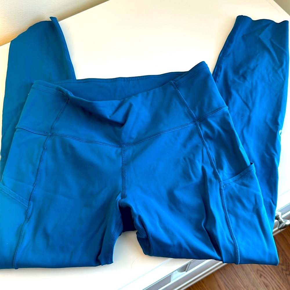 Lululemon Nulux Leggings with Pockets 23”